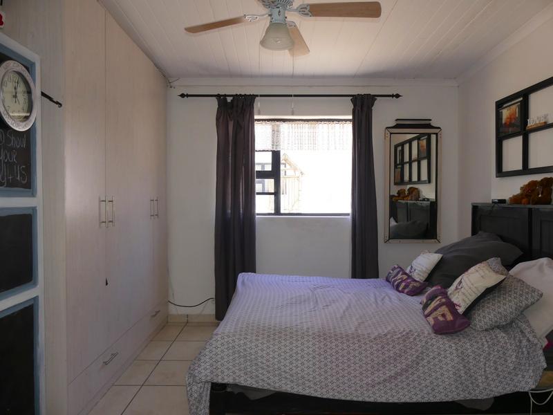 2 Bedroom Property for Sale in Britannia Bay Western Cape